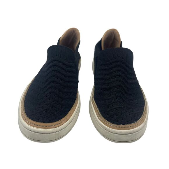 UGG Sammy Chevron Slip-On Sneaker, Black Knit Fabric, Womens Size 6 M - Picture 1 of 7